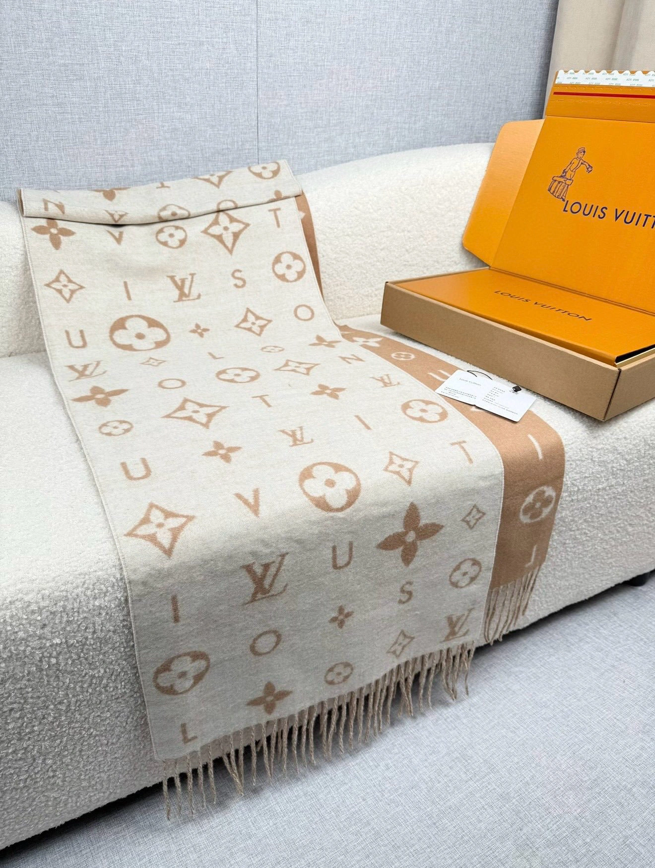 HD-- 8V Reykjavik 2.0 Monogram wool 2Colour item:E-S132K2819-2H